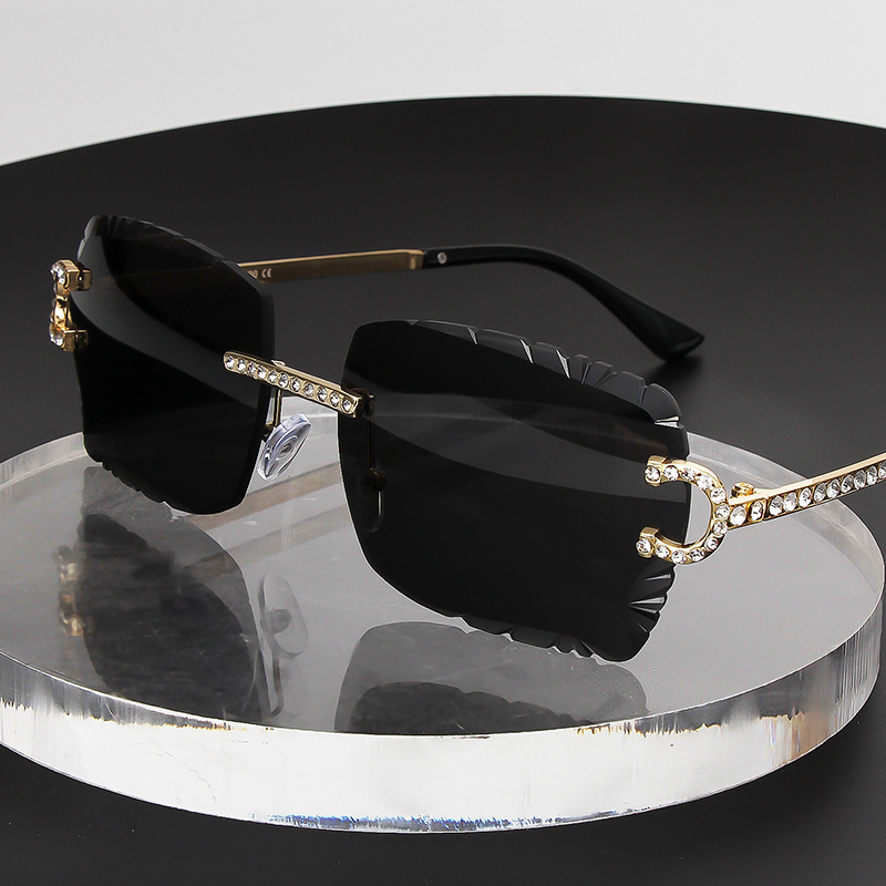 Fashion Rimless Square Sunglas - Metal Photo Panel incelemesi ve fiyatı