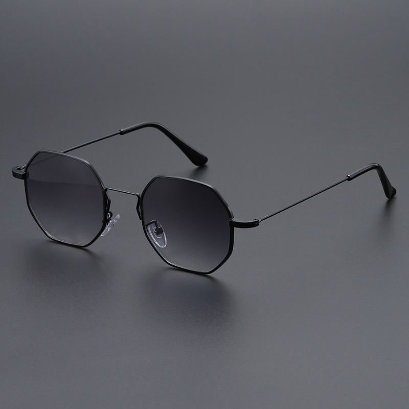 Sexy Small Square Sunglasses W - Metal Photo Panel incelemesi ve fiyatı